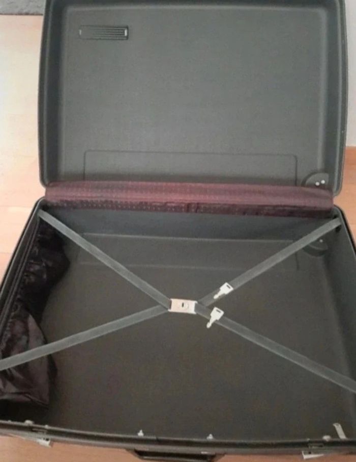 Valise delsey ultra solide et rigide - photo numéro 6