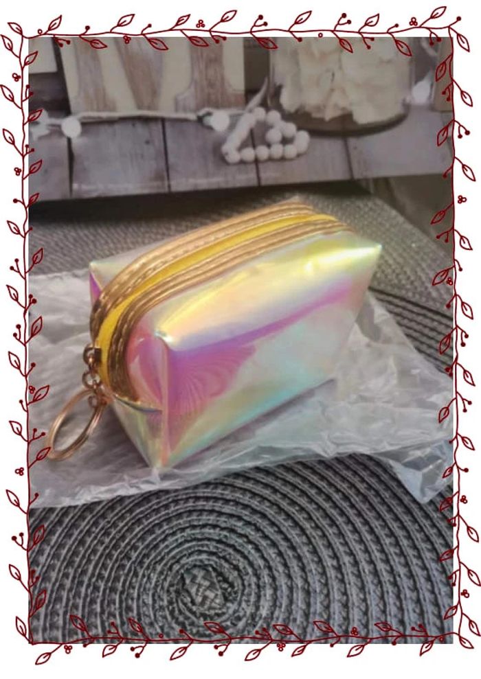 Porte-monnaie irisé Neuf - photo numéro 2