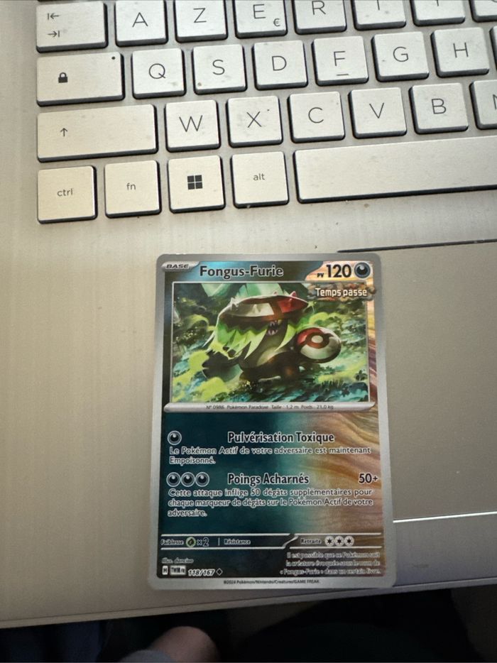 Carte Pokémon Fongus-Furie 118/167 Brillante