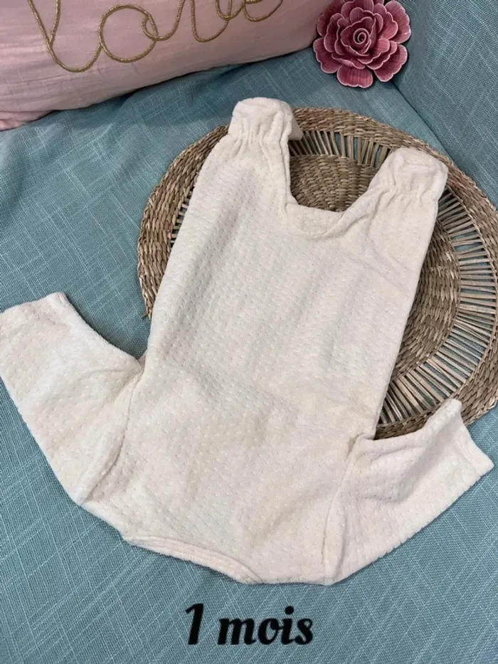 Pyjama velours mixte taille 1 mois - photo numéro 4