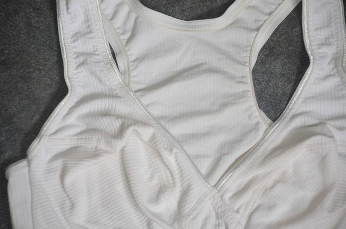 Brassiere de sport 85B - photo numéro 2