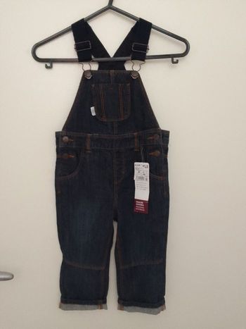 2  salopette.     24 mois