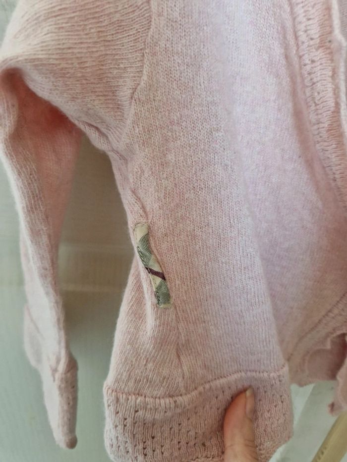 Gilet Burberry 4 ans très bon état - photo numéro 3