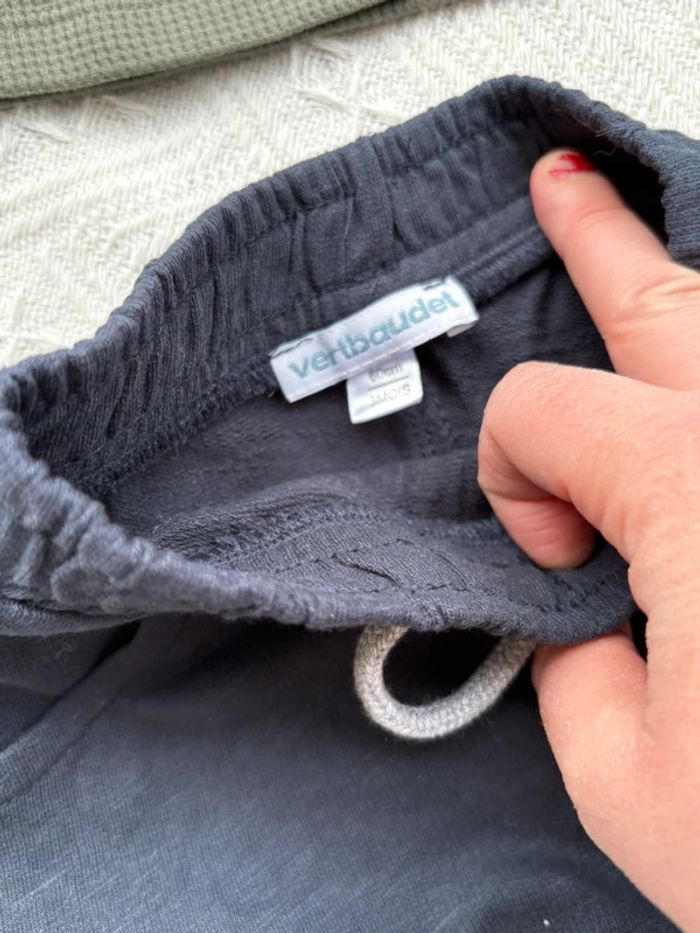 Ensemble vertbaudet (pantalon, tee shirt, short) taille 3 mois, bébé garçon . Neuf sans étiquette - photo numéro 3