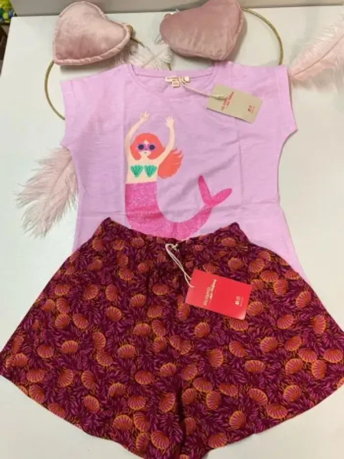 Ensemble fille (neuf) - Taille 5 ans