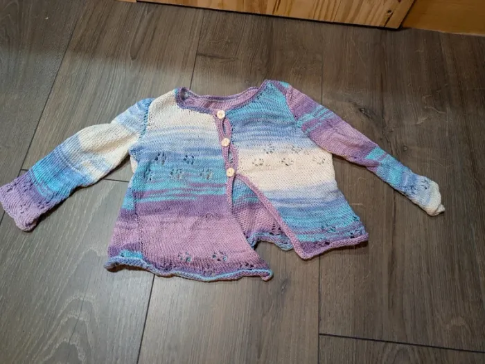 Gilet veste fait main 12 mois