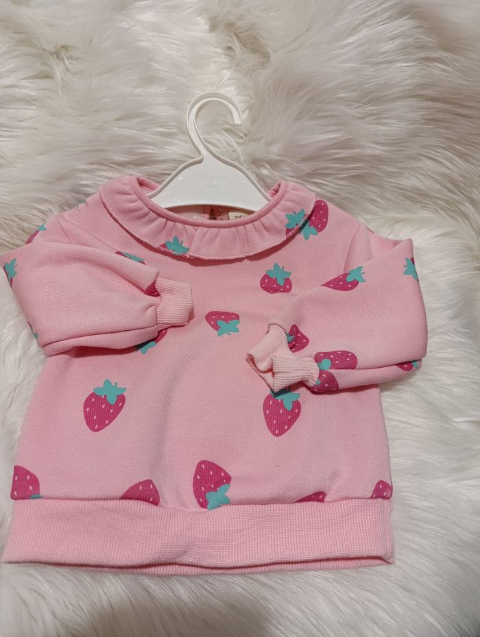 Haut pull à motif fraise - photo numéro 6