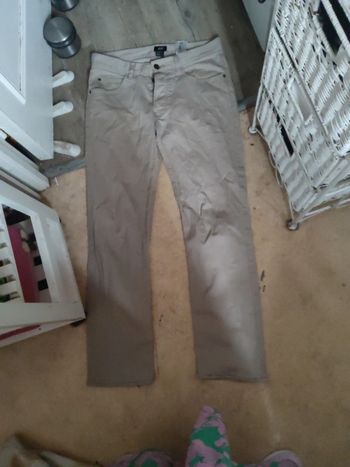 Jeans 38 ou 40coupe droite élastiques