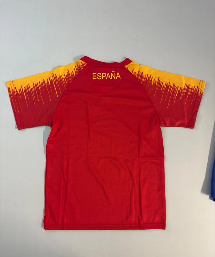 Ensemble sport de football pour enfants. 10 ans - photo numéro 2