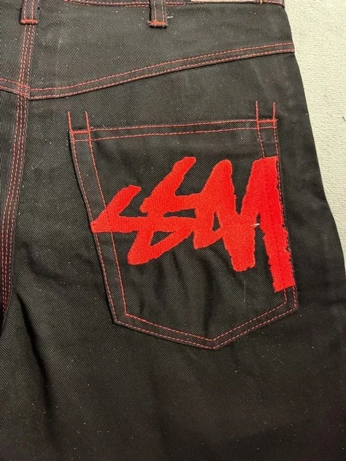 Short/Jort Stussy Embroidered Red Big Logo Back – Taille S - photo numéro 3