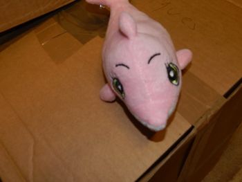 peluche dauphin rose 