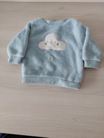Pull bleu clair avec nuage fille 6mois