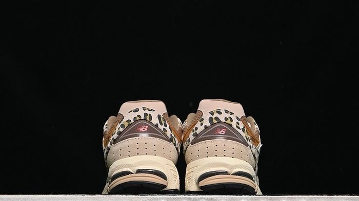 Baskets New balance 2002r T:36 - photo numéro 2