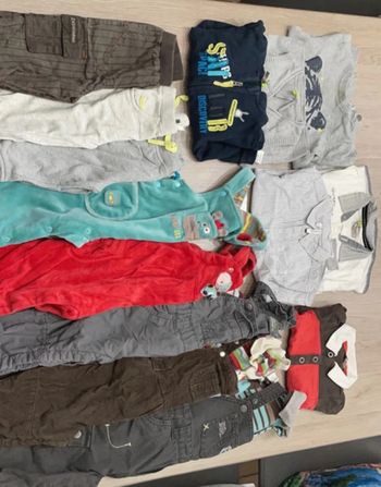 Lot de 17 vêtements Orchestra en 9 mois