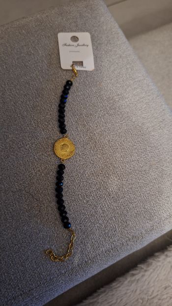 Bracelet pierre bleu marine et pièce premier président turc