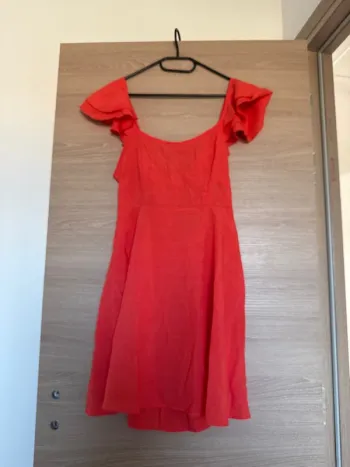 Robe avec noeud