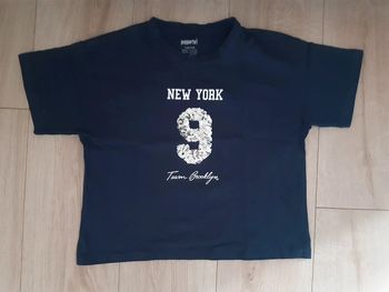 T shirt fille manches courtes taille 12-14 ans