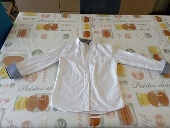 Chemise blanche manches longues 8 ans Kiabi neuf 5€