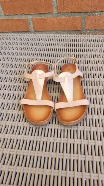 Sandales taille 34