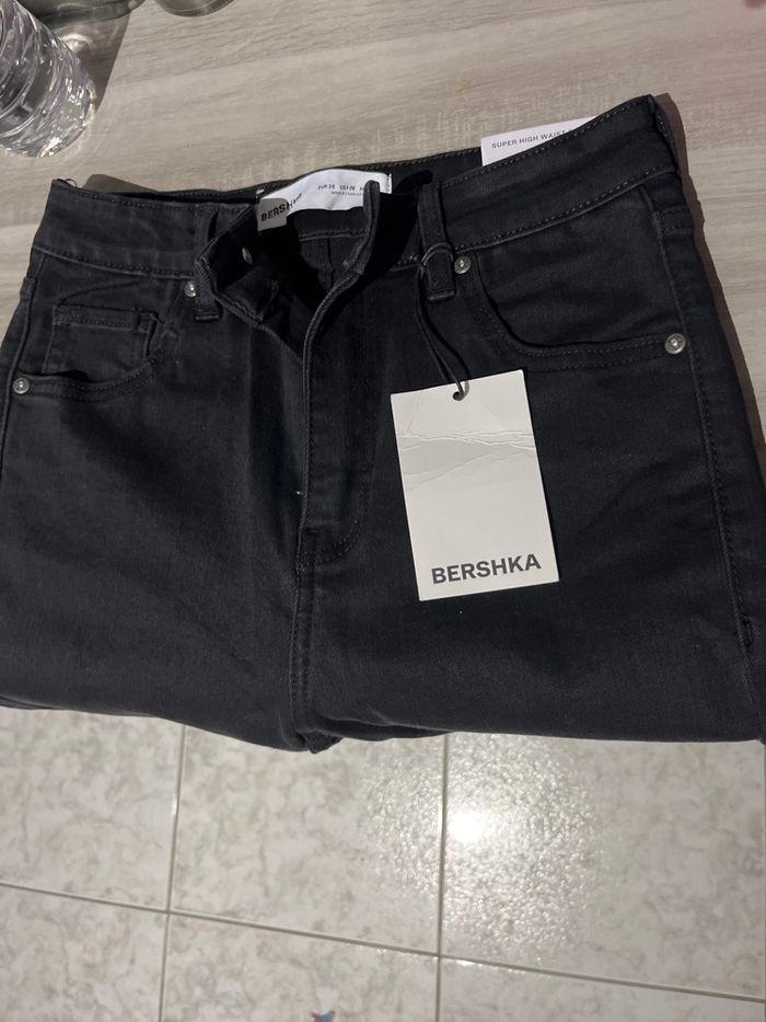 Jeans noir - photo numéro 2