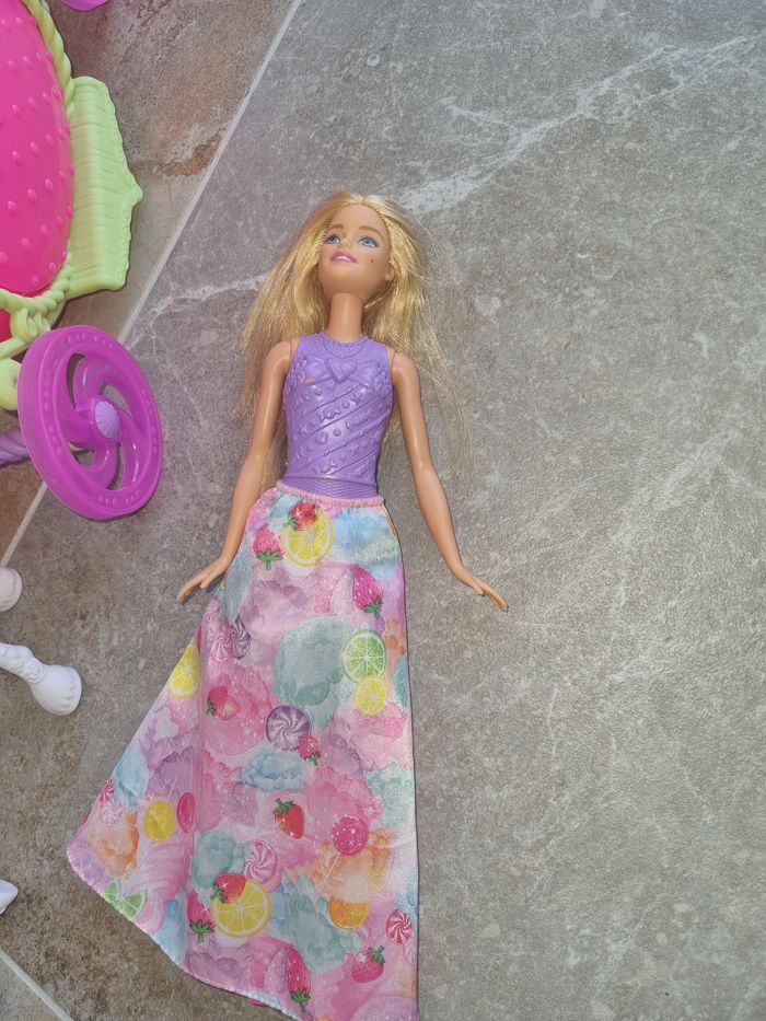 Carosse barbie dreamtopia - photo numéro 4