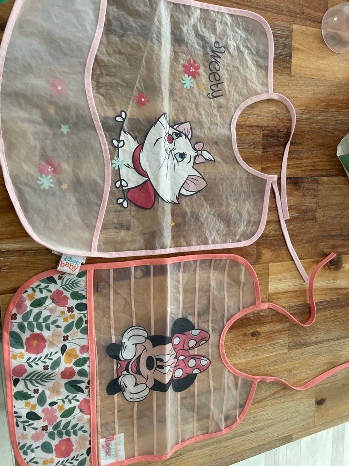 Lots de 5 bavoirs - photo numéro 2