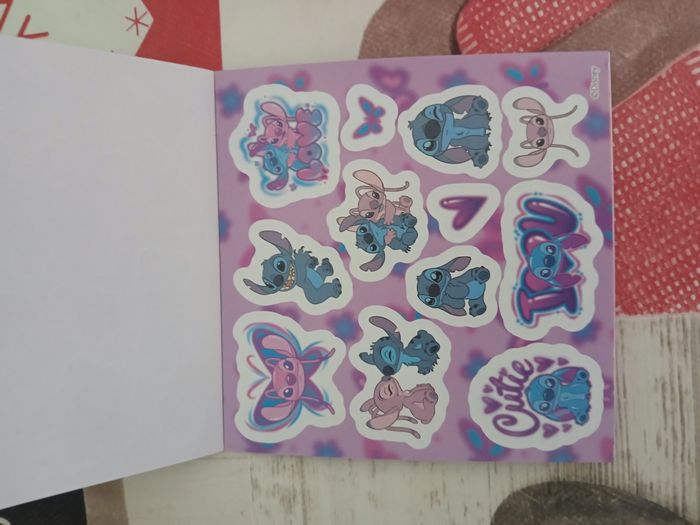 Petit bloc de stickers stitch et cie Neuf sans étiquette·Disney - photo numéro 3