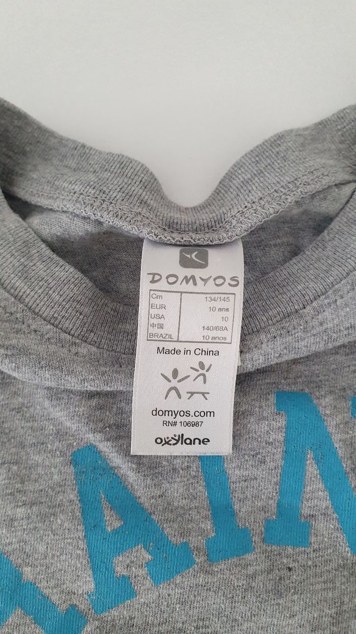 T shirt gris et bleu en 10 ans - photo numéro 3