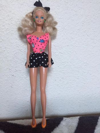 ancienne BARBIE blonde originale Capri collection 1990