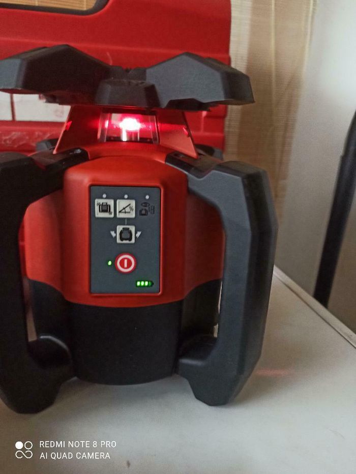 Niveau laser Hilti pr 30 HVS en excellent état - photo numéro 2
