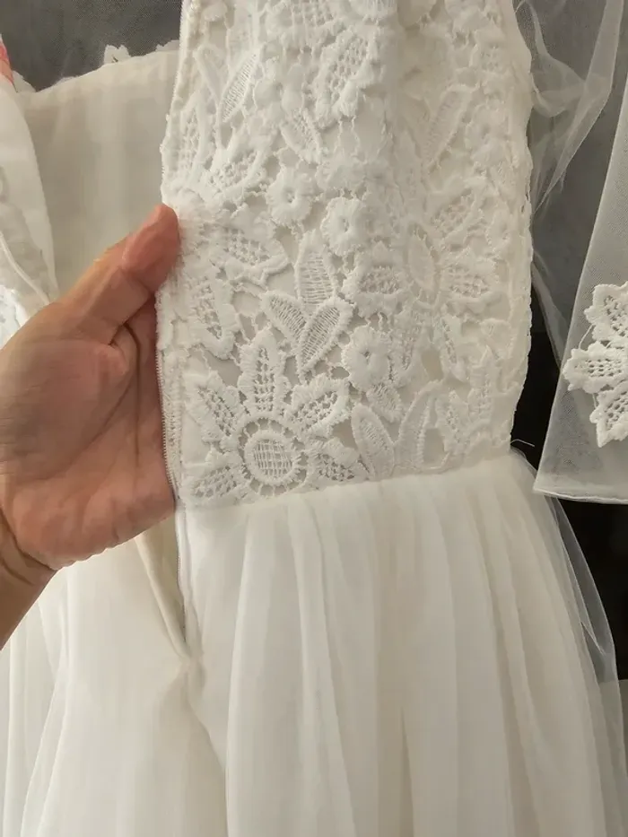 Robe blanche de cérémonie fille 12 ans ( parfait état) - photo numéro 11