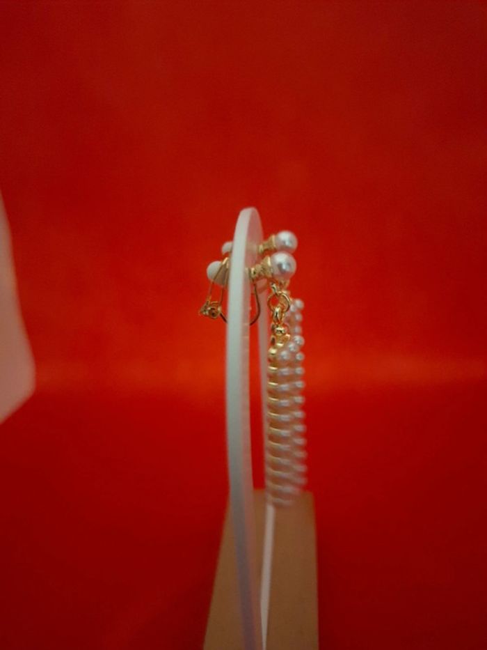 Boucles d oreilles  à clip acier inoxydable  et perles neuves avec etiquette - photo numéro 3