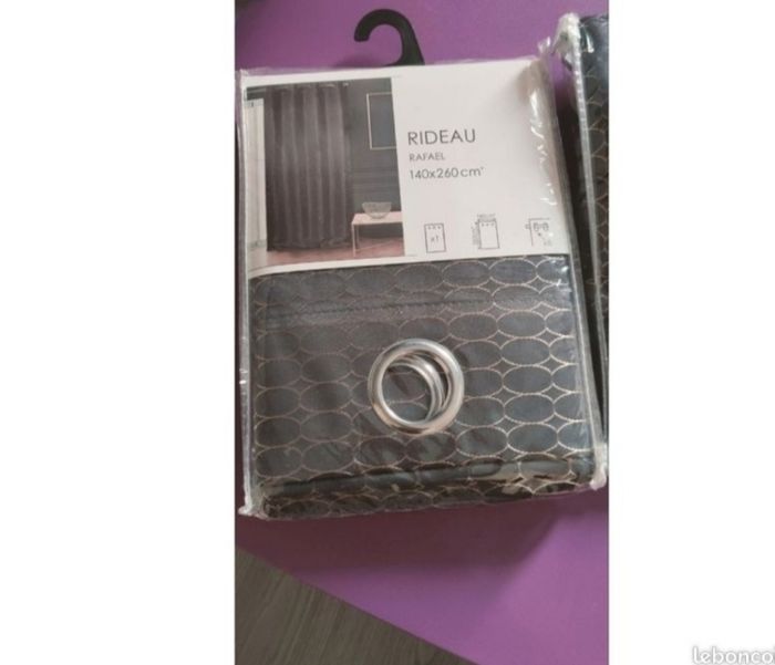 Lot 2 rideaux neuf - photo numéro 2