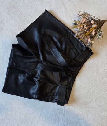 Short en simili cuir La Halle
