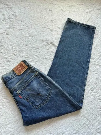 Jean Levi’s 550 femme Relaxed Fit Bleu stonewashed délavé Rare modèle US W27 L29 S/36 2000s