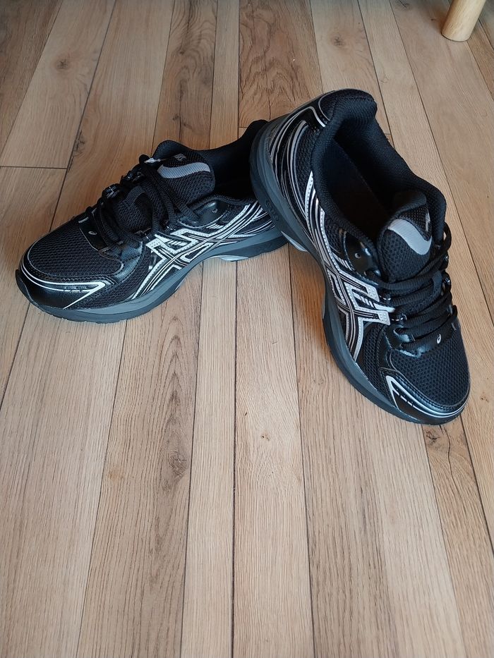 Paire asics gel sekiran noir - photo numéro 3