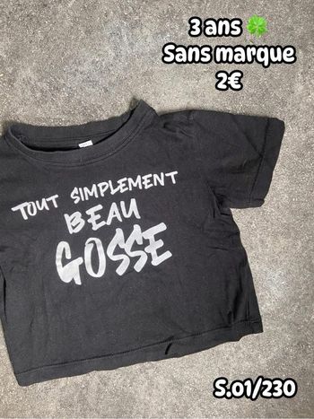 T-shirt 🍀 3 ans 🍀 Sans marque