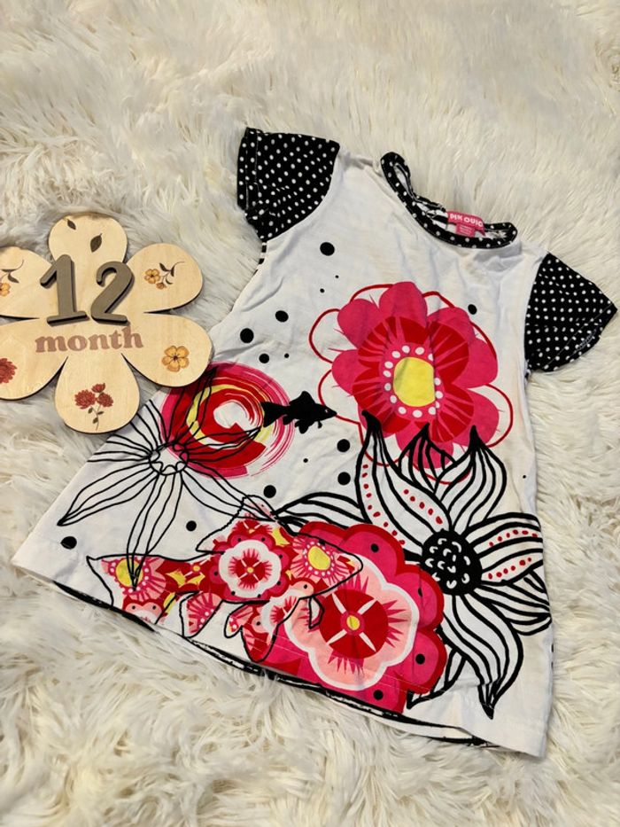 Robe à manches courtes