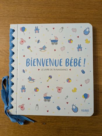 Jolie album de bébé neuf