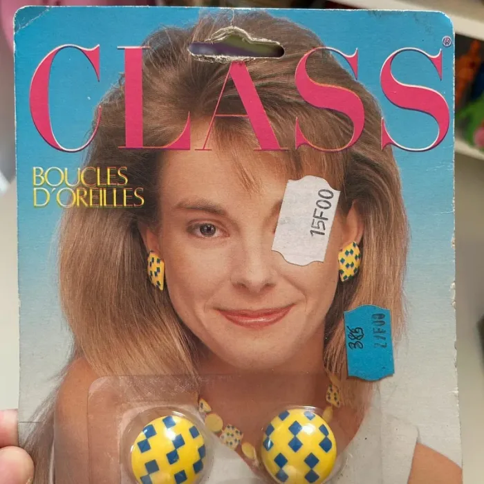 Boucles d'oreilles clips vintages - photo numéro 4