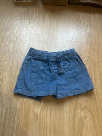 Short en jean taille 4 ans