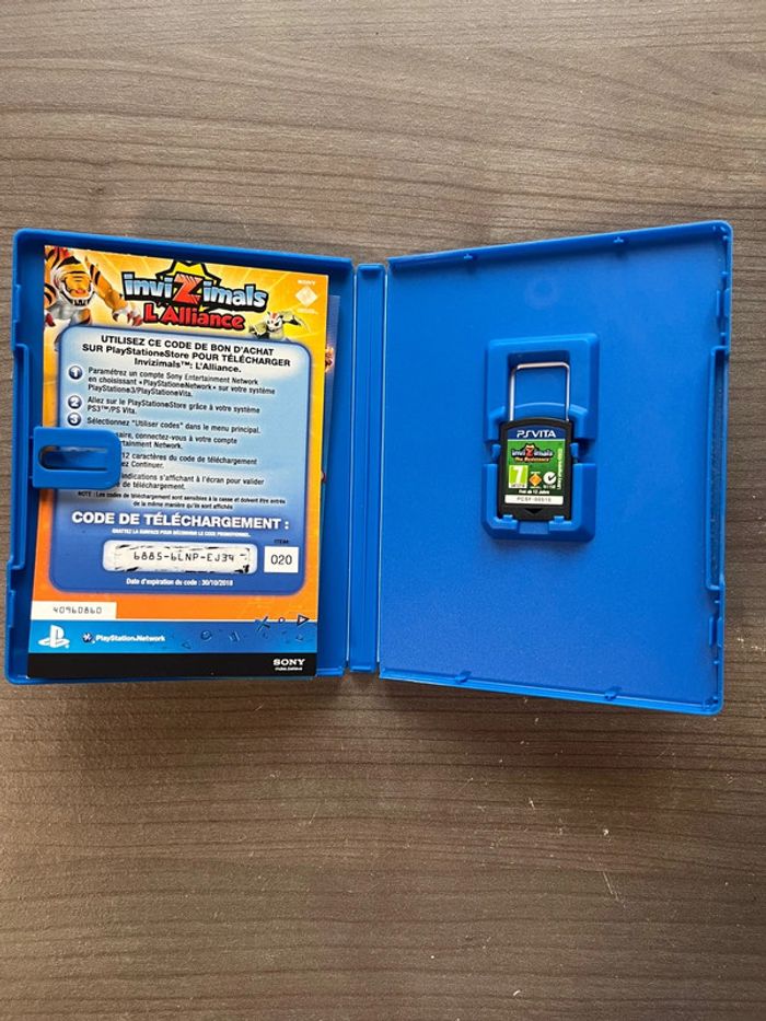 Invizimals la révolte ps vita - photo numéro 2