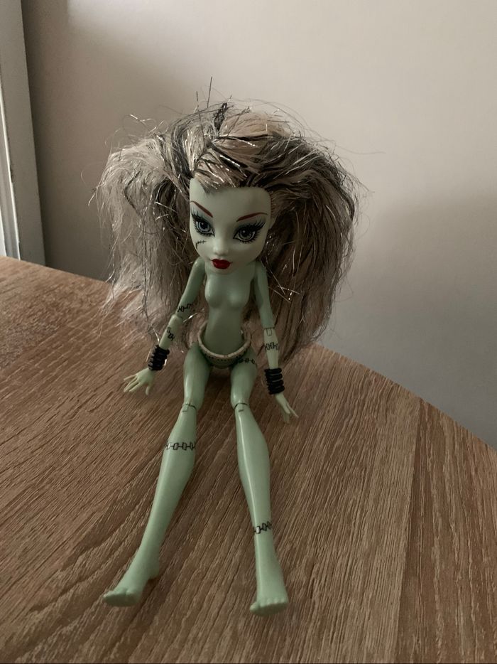 Poupée Monster High frankie stein sweet - photo numéro 9