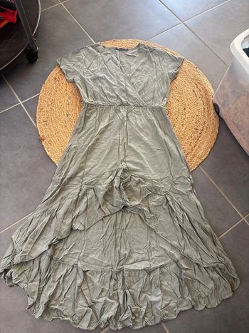 Robe kaki asymétrique