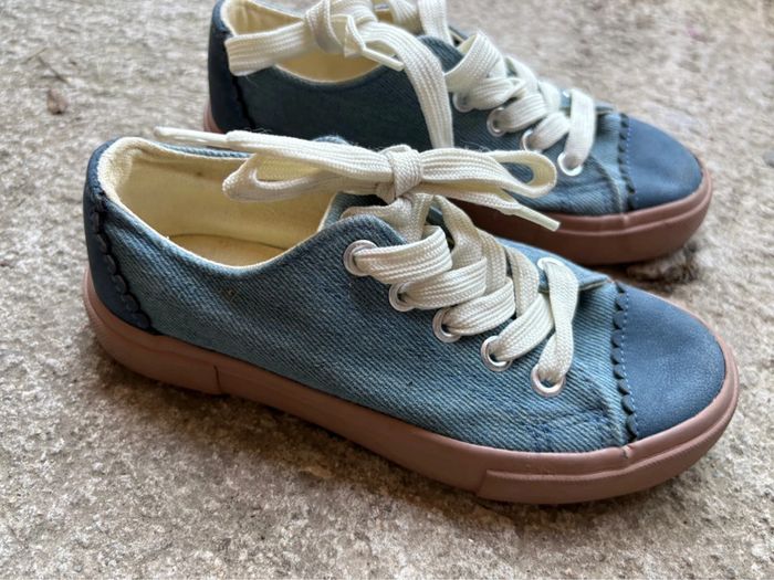 Chaussures fille taille 29 - photo numéro 3