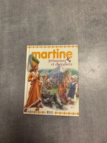 Livre Martine, princesse et chevalier