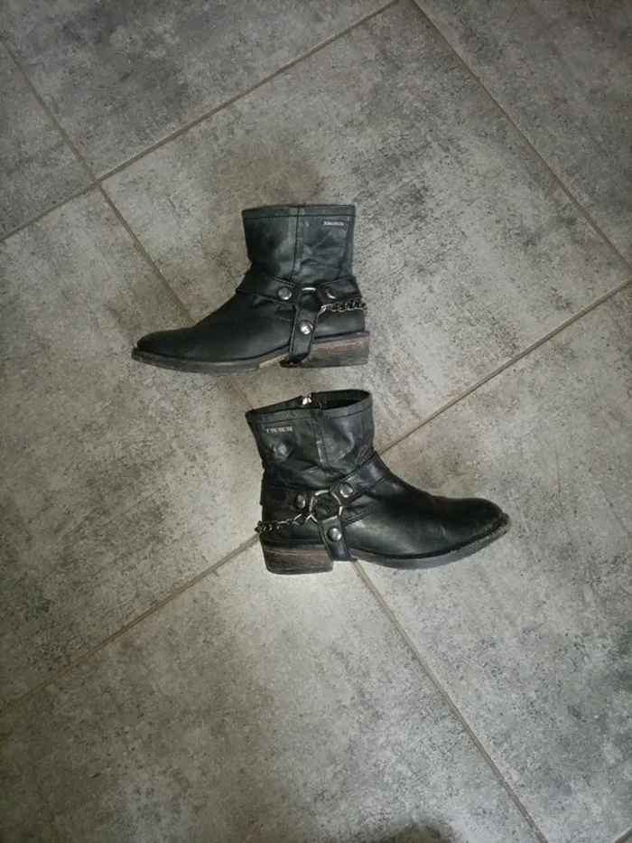 Bottines rock cuir véritable