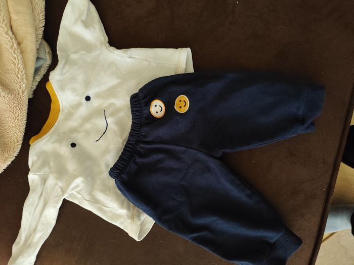 Vends ensemble bébé 12 mois - photo numéro 4