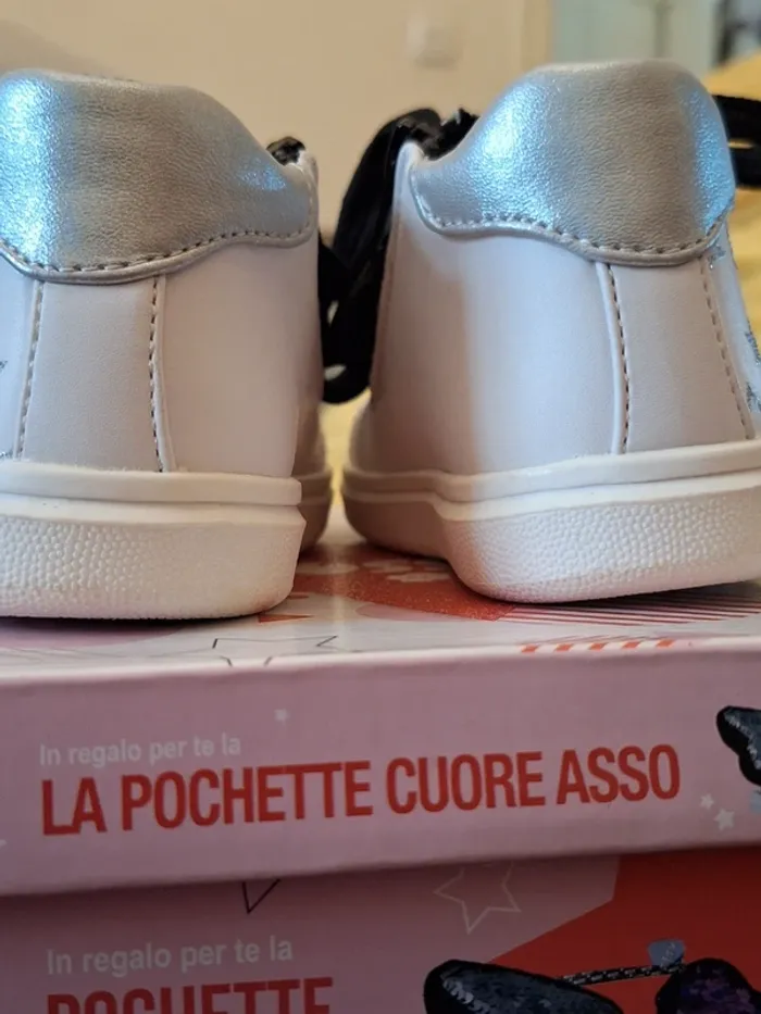 Nieuwe witte sneakers met sterren voor meisjes - photo numéro 6