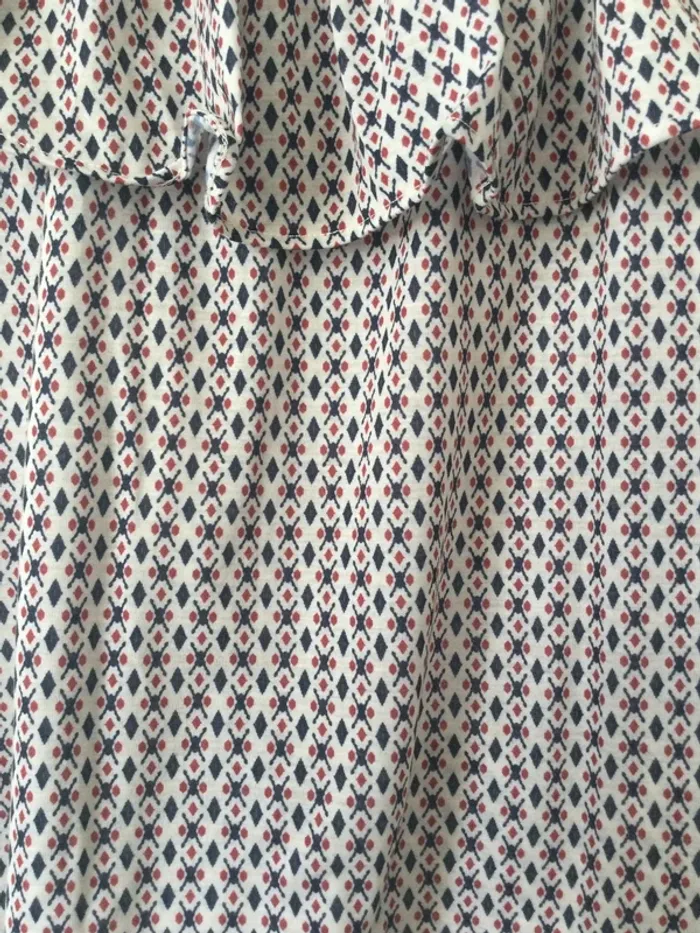 Haut avec volant à motifs H&M T34 - photo numéro 3